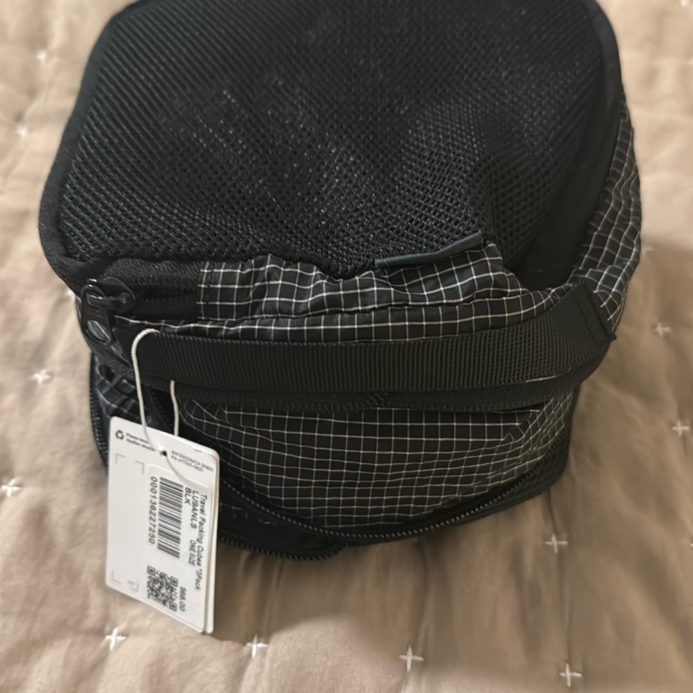 NWT LuluLemon Travel Packing Cubes 3 pack